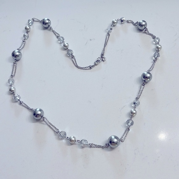 Carolee Faux Silver Pearl & Crystal Necklace - Picture 5 of 9